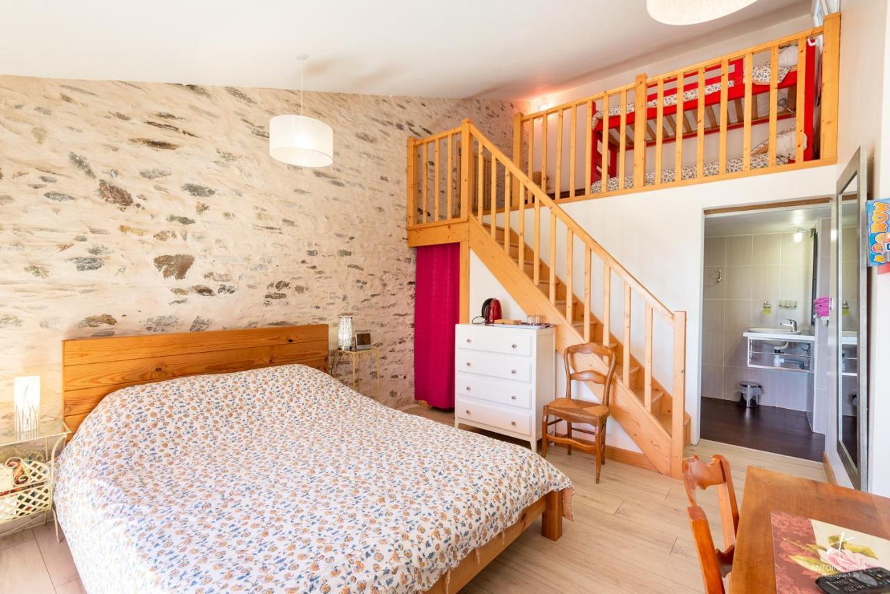 La Chevrerie Bed & Breakfast Vaire Bagian luar foto