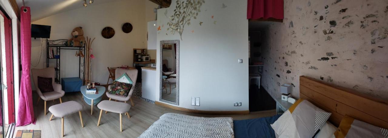 La Chevrerie Bed & Breakfast Vaire Bagian luar foto